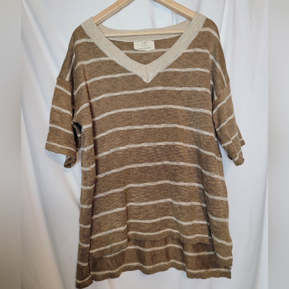 ⭐️ EUC Women's Hyped Unicorn Tan Knit Top S/M